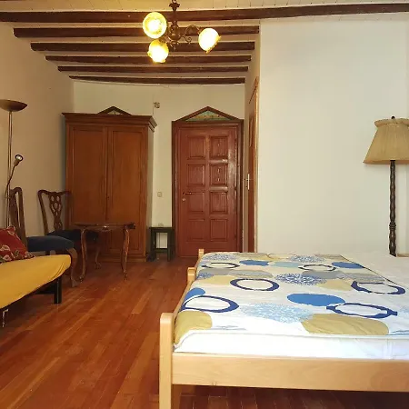 Lovely And Romantic With Balcony 3*